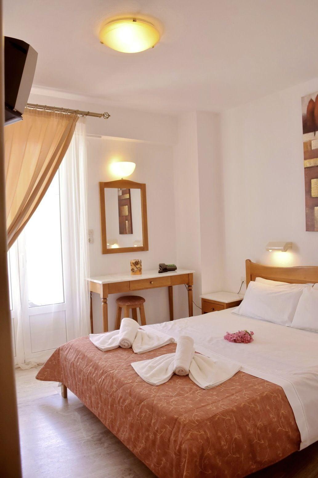 Aparthotel Irini