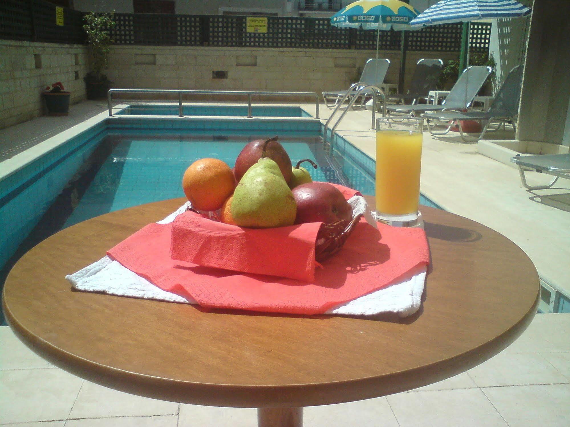 Irini Aparthotel